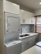 412 SE 16th St in Fort Lauderdale, FL - Building Photo - Building Photo