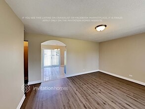 3805 Clipper Dr in Hanover Park, IL - Building Photo - Building Photo