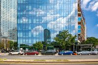 5 Court Sq in Long Island City, NY - Foto de edificio - Building Photo