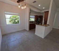 1211 SW 84th Terrace in Pembroke Pines, FL - Building Photo - Building Photo