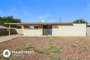 7624 W Osborn Rd in Phoenix, AZ - Building Photo