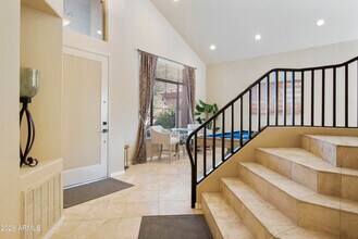 6419 E Betty Elyse Ln in Scottsdale, AZ - Building Photo - Building Photo