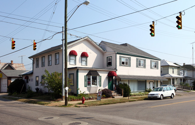 207-209 W Gambier St in Mount Vernon, OH - Building Photo - Building Photo