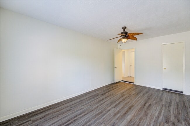 property at 9811 Shadydale Ln
