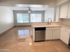 4034 E Anderson Dr in Phoenix, AZ - Building Photo - Building Photo