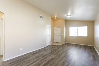 9407 E Marquis Diamond Ln in Tucson, AZ - Building Photo - Building Photo