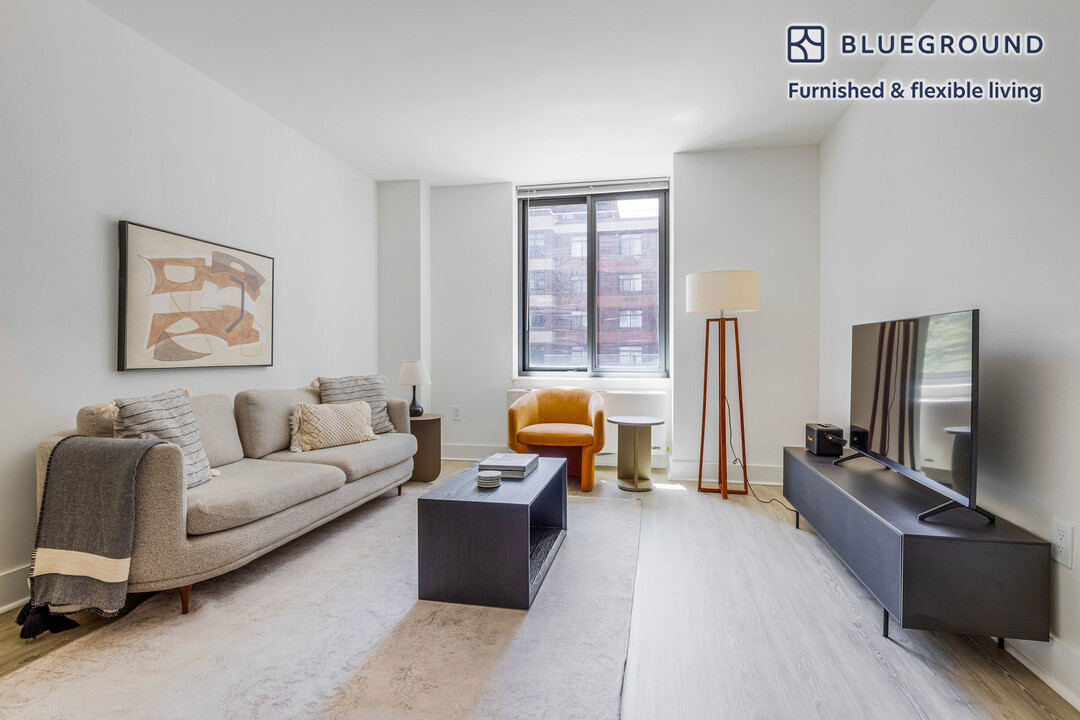 4-75-75 48th Ave, Unit FL2-ID1845 in Queens, NY - Building Photo