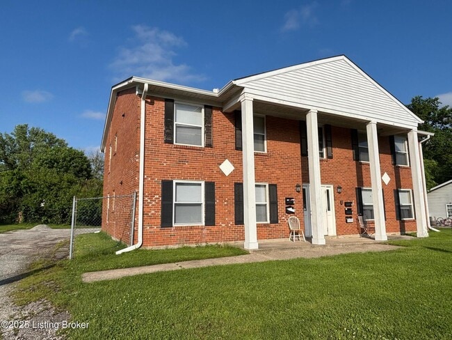 property at 901 Colonial Park Dr