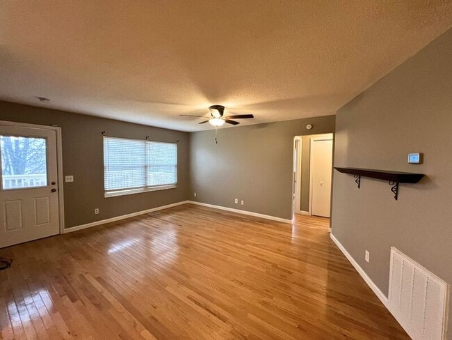 2805 Big Bend Dr in Maryville, TN - Building Photo - Building Photo