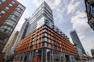 60 Colborne St in Toronto, ON - Building Photo