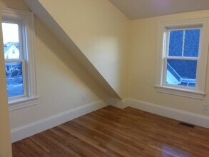 84 Linden St, Unit 2 in Boston, MA - Building Photo - Building Photo