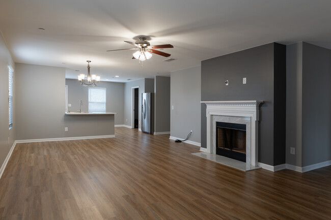 644 Pemberton Dr in Lebanon, TN - Building Photo - Building Photo