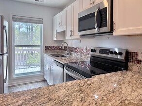 7162 Windward Dr in New Bern, NC - Building Photo - Building Photo