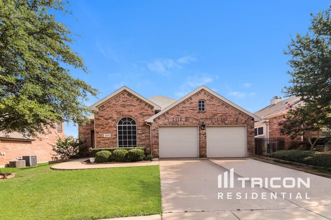 property at 6018 Holly Crest Ln