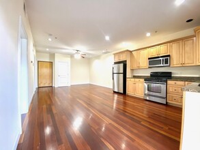 661 Bennington St in Boston, MA - Building Photo - Building Photo