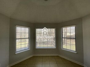 5738 Riverhead Ave in Memphis, TN - Building Photo - Building Photo