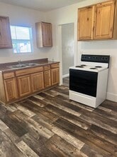 816 W Sexton St, Unit #2 in Blackfoot, ID - Building Photo - Building Photo