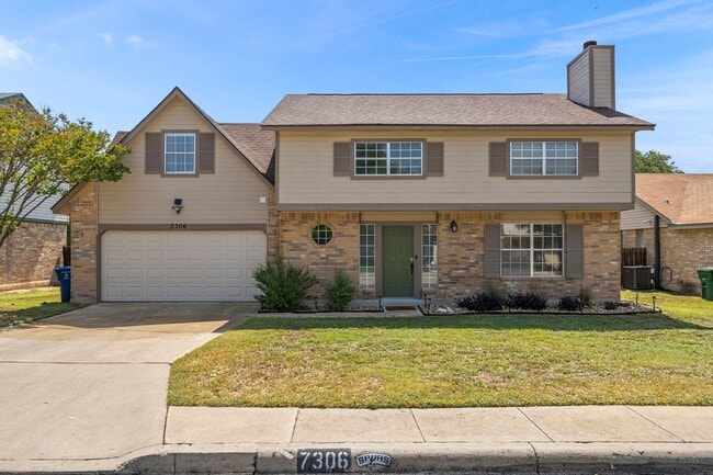 7306 Park W Dr in San Antonio, TX - Building Photo - Building Photo