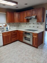 809 Alma Pl in Endicott, NY - Building Photo - Building Photo