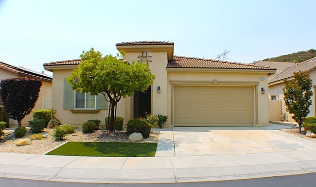 property at 1563 Savannah Crk