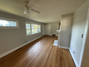 2500 E 3rd St in Greenville, NC - Building Photo - Building Photo