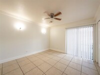 11783 NW 30th St, Unit 104A in Coral Springs, FL - Building Photo - Building Photo