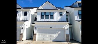 3283 Haflinger Dr in Zionsville, IN - Building Photo