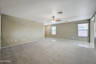 3057 W Lucia Dr in Phoenix, AZ - Building Photo - Building Photo