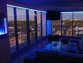 1720 Harrison St, Unit 16E in Hollywood, FL - Building Photo