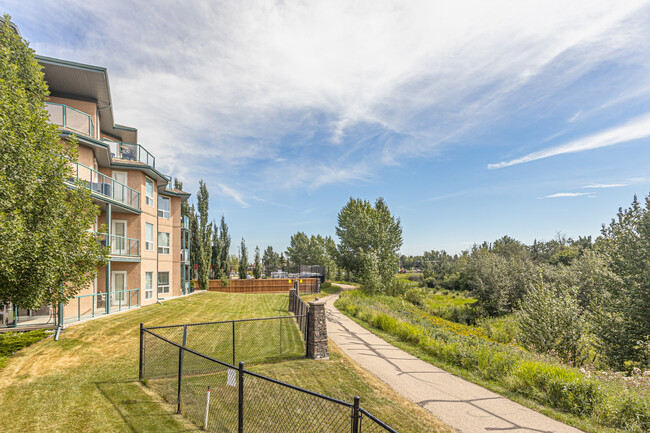 The Springs at Bridgeport Crossing in Leduc, AB - Building Photo - Building Photo