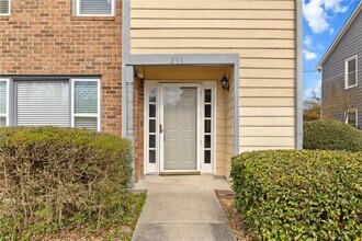 253 Triple Oaks Dr in Tucker, GA - Building Photo - Building Photo