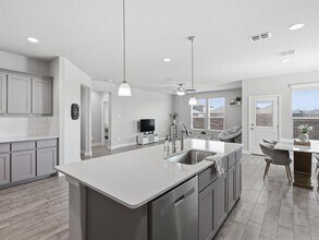 16032 Farringdon St in Northlake, TX - Building Photo - Building Photo