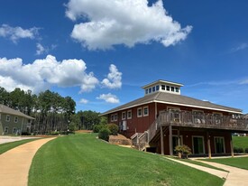 Abbey Glen Apartment Homes