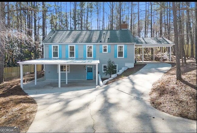 property at 42 Wooding Pl