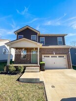 1276 Cardinal Creek Dr in Clarksville, TN - Building Photo