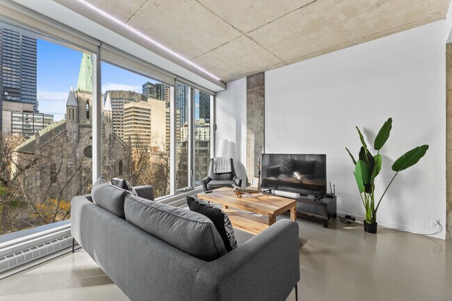 456 Rue De la Gauchetière O in Montréal, QC - Building Photo - Building Photo