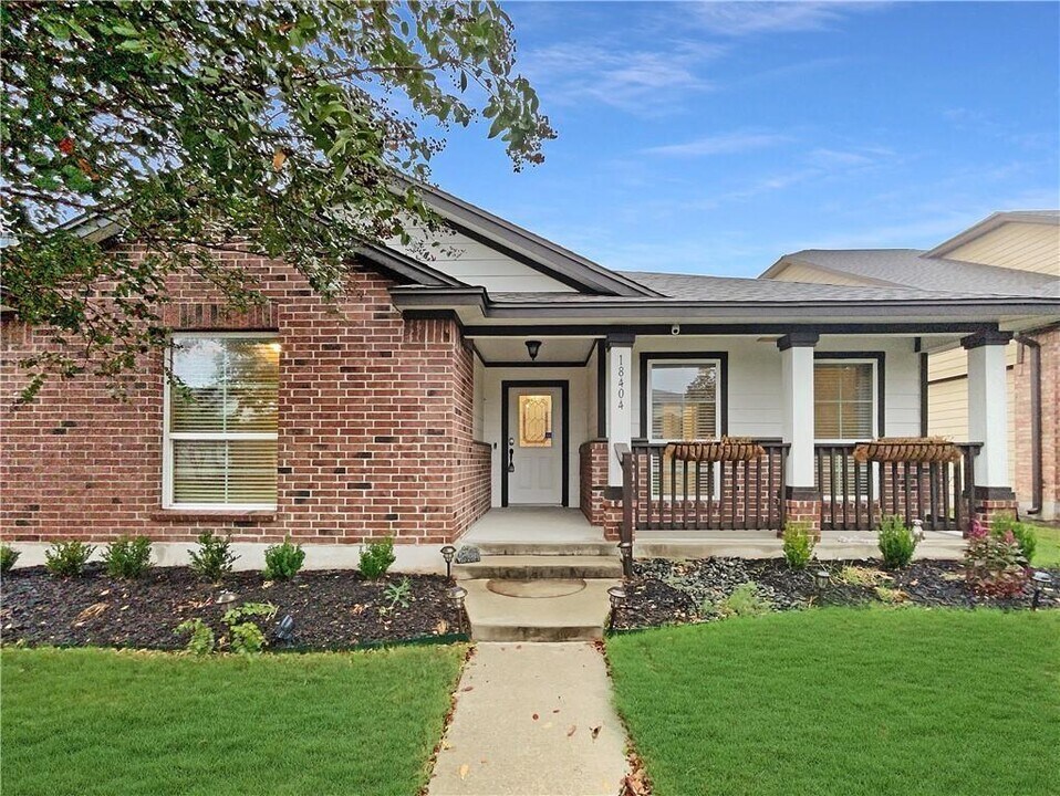 18404 Friendship Hill Dr in Pflugerville, TX - Building Photo