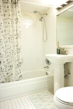 9 Hawthorne St in Boston, MA - Building Photo - Building Photo