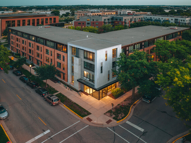 Quarter Row at the Yards in Madison, WI - Building Photo - Building Photo