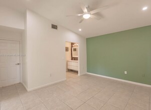 2235 SE 6th Ct in Homestead, FL - Building Photo - Building Photo