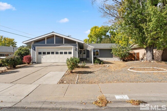 1245 Muir Dr in Reno, NV - Building Photo - Building Photo