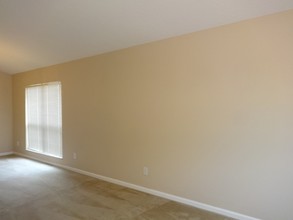 10407 Paragon Pl in Riverview, FL - Building Photo - Building Photo