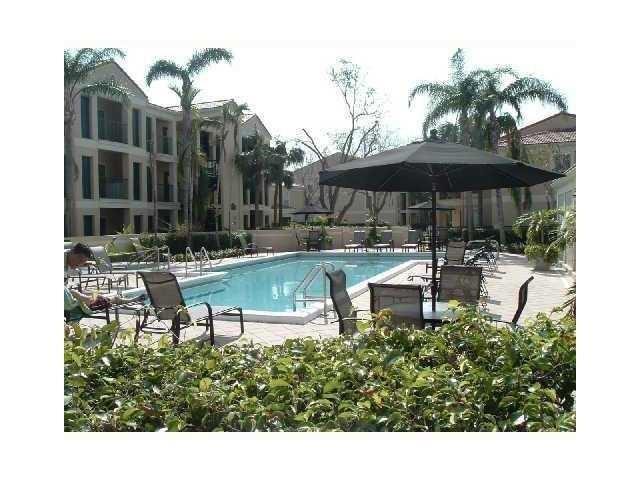 property at 833 Riverside Dr
