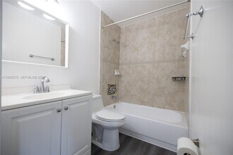 15330 SW 134th Pl in Miami, FL - Building Photo - Building Photo