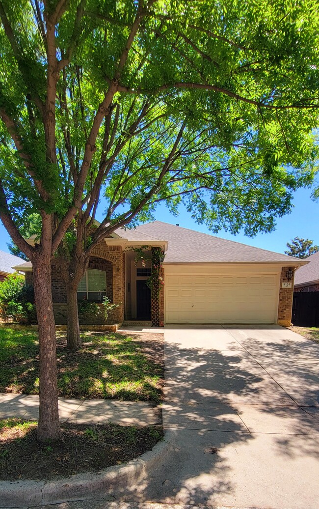 property at 9108 Brinson Dr