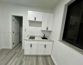 555 SW 132nd Ave in Miami, FL - Building Photo - Building Photo