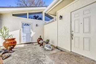 8310 Hastings in San Antonio, TX - Building Photo