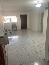2775 W 61st St in Hialeah, FL - Building Photo - Building Photo