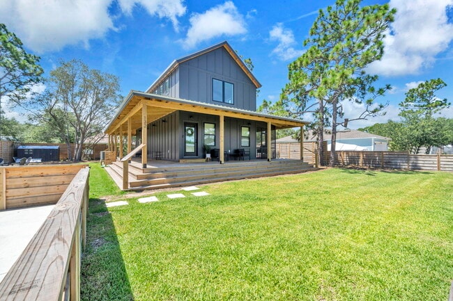 property at 132 Foxmeyer Dr
