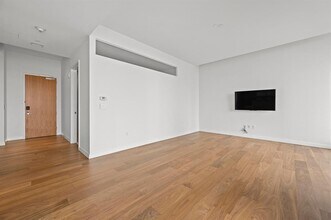 210 Lavaca St in Austin, TX - Building Photo - Building Photo